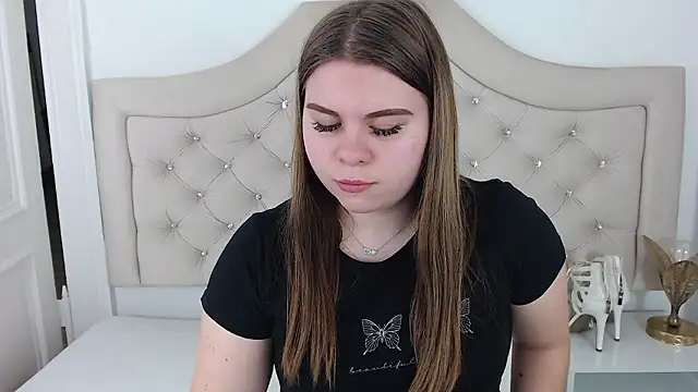 Snapshot of AbbyPleasure chatting on 12/04/24, 12:47 AbbyPleasure online show from 12/04/24, 12:47