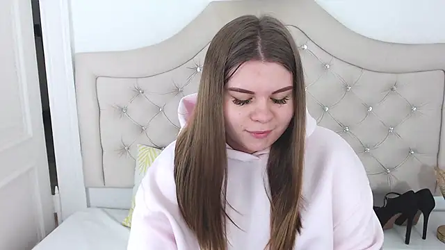 Snapshot of AbbyPleasure chatting on 01/06/25, 01:52 AbbyPleasure online show from 01/06/25, 01:52