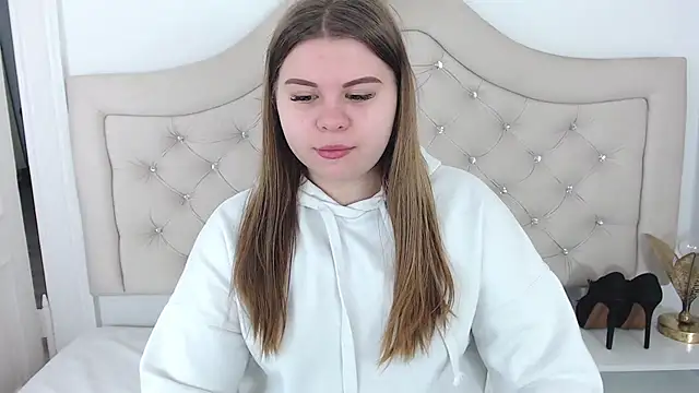 Snapshot of AbbyPleasure chatting on 01/07/25, 09:50 AbbyPleasure online show from 01/07/25, 09:50