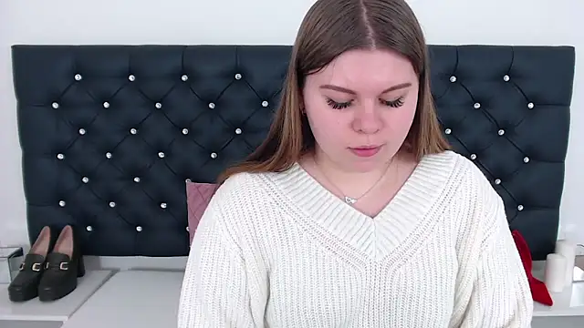 Snapshot of AbbyPleasure chatting on 03/20/25, 12:53 AbbyPleasure online show from 03/20/25, 12:53