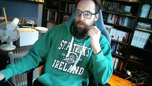 Snapshot of MeSteff chatting on 01/19/25, 03:32 MeSteff online show from 01/19/25, 03:32