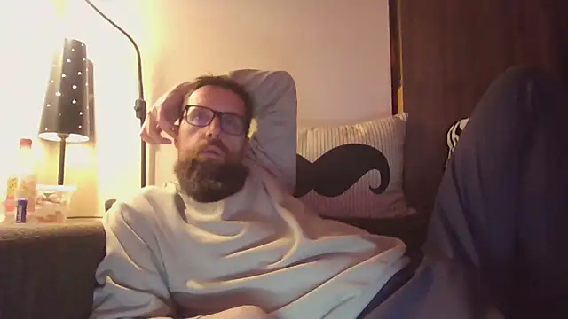 Snapshot of MeSteff chatting on 03/21/25, 08:29 MeSteff online show from 03/21/25, 08:29