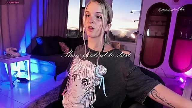 misschloe   online show from 01/27/25, 11:22