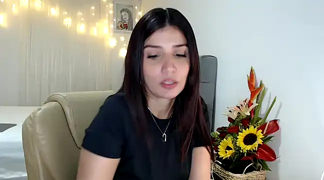 ZajiraShane online show from 12/10/24, 10:38