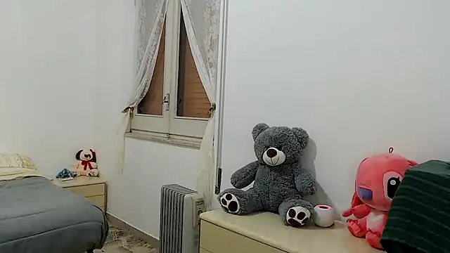 Snapshot of ZajiraShane chatting on 02/11/26, 08:25 ZajiraShane online show from 02/11/26, 08:25