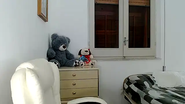 Snapshot of ZajiraShane chatting on 05/24/26, 06:57 ZajiraShane online show from 05/24/26, 06:57