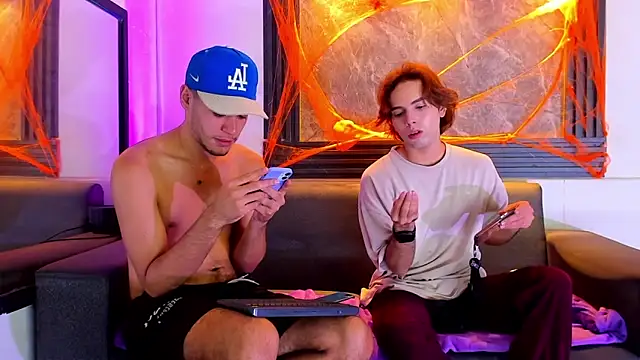 Snapshot of liam_genner_ chatting on 10/23/25, 08:18 liam genner online show from 10/23/25, 08:18