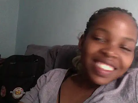 Snapshot of queen-sasha chatting on 07/05/26, 11:28 queen-sasha online show from 07/05/26, 11:28