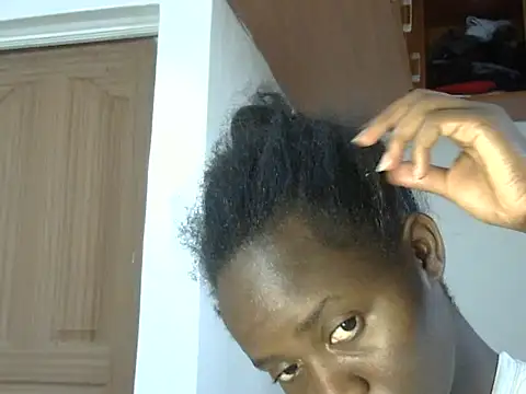 Seeexxxy-bree online show from 04/17/26, 10:07