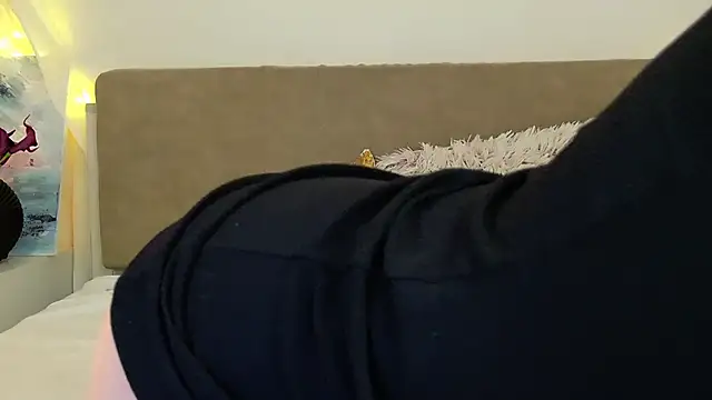 LuisaSin online show from 03/04/26, 07:36