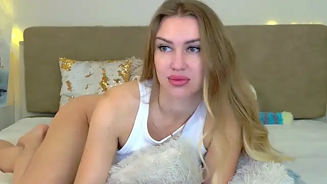 LuisaSin online show from 03/17/26, 07:12