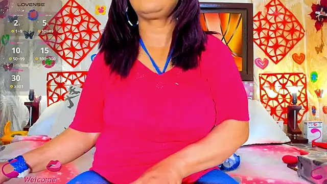 Snapshot of SQUIRTBRUNETE chatting on 12/15/24, 06:04 SQUIRTBRUNETE online show from 12/15/24, 06:04