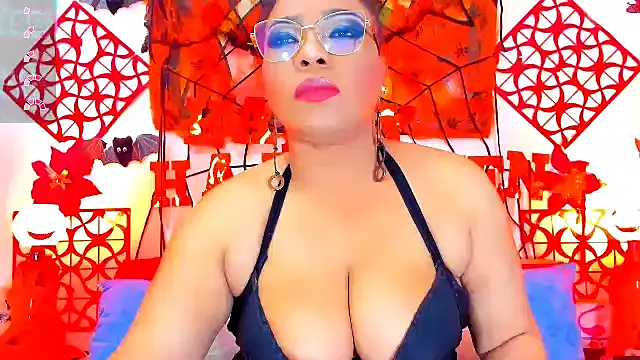 Snapshot of SQUIRTBRUNETE chatting on 11/01/25, 05:48 SQUIRTBRUNETE online show from 11/01/25, 05:48