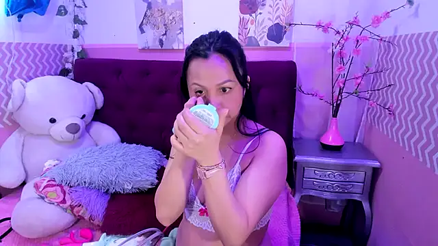 candysmitxxx online show from 10/28/25, 02:48