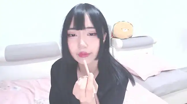 Snapshot of your_angela chatting on 03/15/25, 12:13 your angela online show from 03/15/25, 12:13