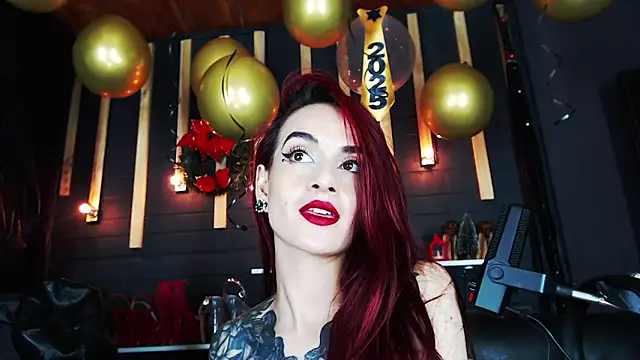 Snapshot of Liilith_goddess_ chatting on 12/31/24, 11:09 Liilith goddess online show from 12/31/24, 11:09