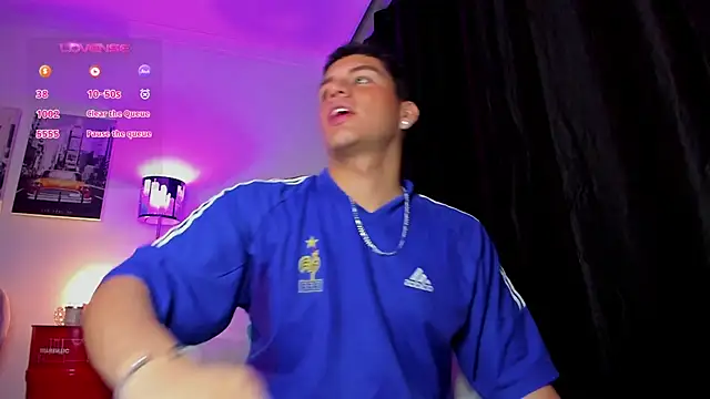 Curlblue online show from 12/02/24, 05:37