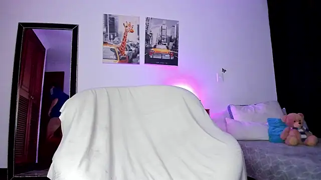 Curlblue online show from 12/23/24, 02:45