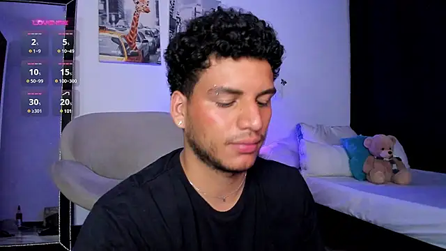 Curlblue online show from 01/28/25, 04:50