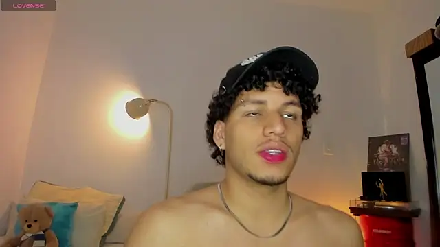 Curlblue online show from 09/20/25, 10:05