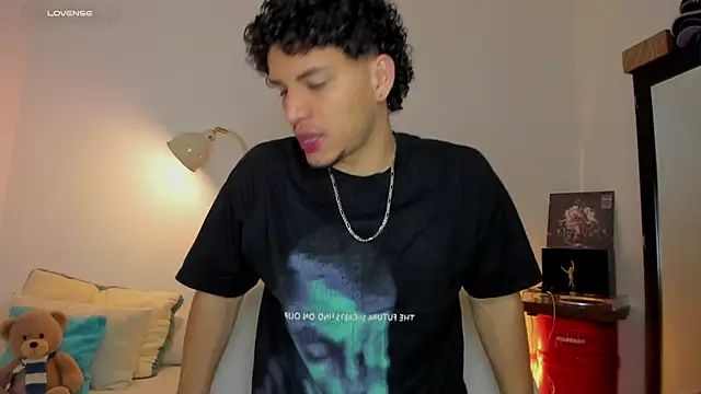 Curlblue online show from 09/22/25, 04:03