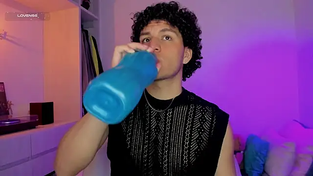 Curlblue online show from 12/02/25, 02:17