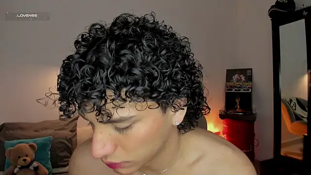 Curlblue online show from 12/16/25, 01:32