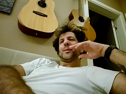 Snapshot of barney_tr chatting on 09/23/25, 05:05 barney tr online show from 09/23/25, 05:05