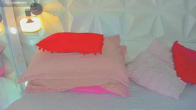 cute latinaxxx online show from 05/16/26, 12:29