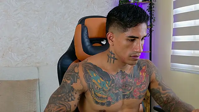 AdanReilly online show from 01/27/25, 07:56