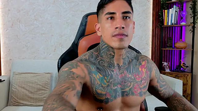 Snapshot of AdanReilly chatting on 03/16/26, 08:46 AdanReilly online show from 03/16/26, 08:46