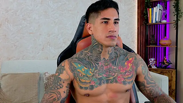 Snapshot of AdanReilly chatting on 03/22/26, 08:01 AdanReilly online show from 03/22/26, 08:01