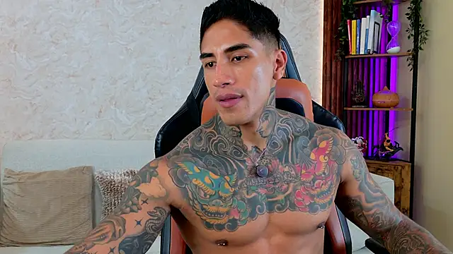 Snapshot of AdanReilly chatting on 04/01/26, 09:23 AdanReilly online show from 04/01/26, 09:23