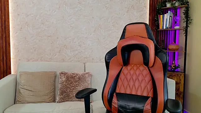 Snapshot of AdanReilly chatting on 04/04/26, 03:42 AdanReilly online show from 04/04/26, 03:42