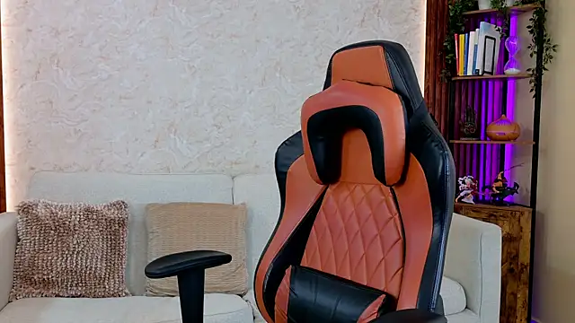 Snapshot of AdanReilly chatting on 04/16/26, 09:39 AdanReilly online show from 04/16/26, 09:39