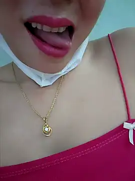 zizi public online show from 03/18/25, 01:09