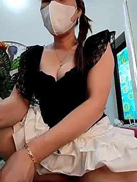 zizi public online show from 10/04/25, 02:20