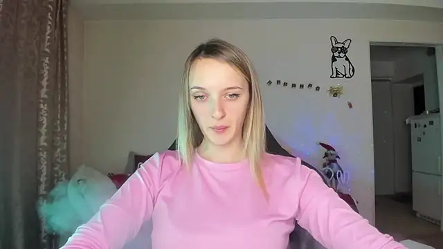 Snapshot of RouseReed chatting on 01/08/26, 01:13 RouseReed online show from 01/08/26, 01:13