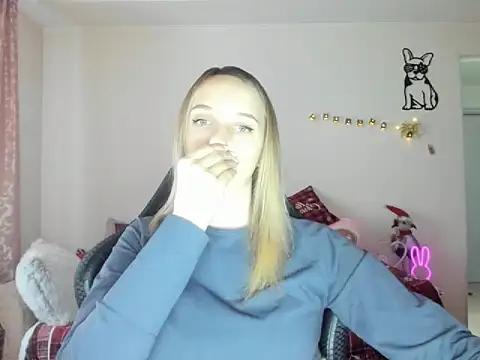 Snapshot of RouseReed chatting on 01/10/26, 01:24 RouseReed online show from 01/10/26, 01:24