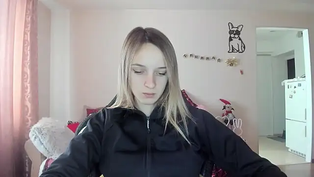 Snapshot of RouseReed chatting on 01/12/26, 08:08 RouseReed online show from 01/12/26, 08:08