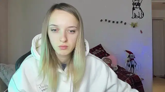 Snapshot of RouseReed chatting on 01/18/26, 07:23 RouseReed online show from 01/18/26, 07:23