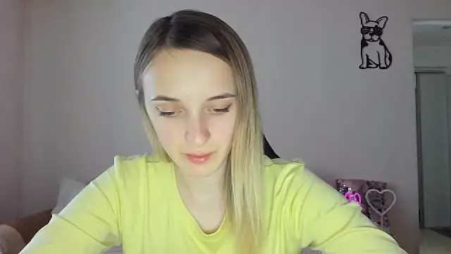 Snapshot of RouseReed chatting on 02/02/26, 12:59 RouseReed online show from 02/02/26, 12:59