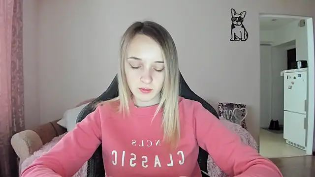 Snapshot of RouseReed chatting on 02/05/26, 07:24 RouseReed online show from 02/05/26, 07:24