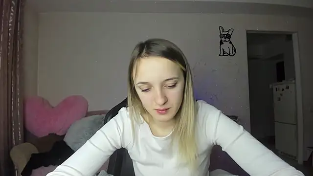 Snapshot of RouseReed chatting on 02/14/26, 07:38 RouseReed online show from 02/14/26, 07:38