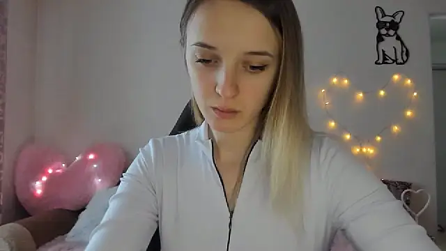 Snapshot of RouseReed chatting on 02/20/26, 12:38 RouseReed online show from 02/20/26, 12:38