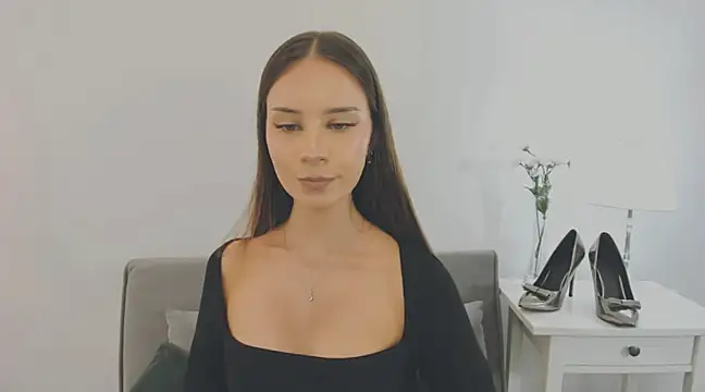 Snapshot of EmilyDarling chatting on 02/16/25, 10:10 EmilyDarling online show from 02/16/25, 10:10