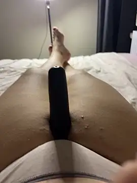 Snapshot of Ceyceys chatting on 12/03/24, 04:50 Ceyceys online show from 12/03/24, 04:50