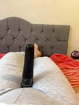 Snapshot of Ceyceys chatting on 01/26/25, 10:45 Ceyceys online show from 01/26/25, 10:45