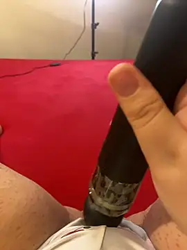 Snapshot of Ceyceys chatting on 02/08/25, 04:36 Ceyceys online show from 02/08/25, 04:36