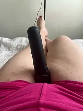 Snapshot of Ceyceys chatting on 03/06/25, 09:03 Ceyceys online show from 03/06/25, 09:03